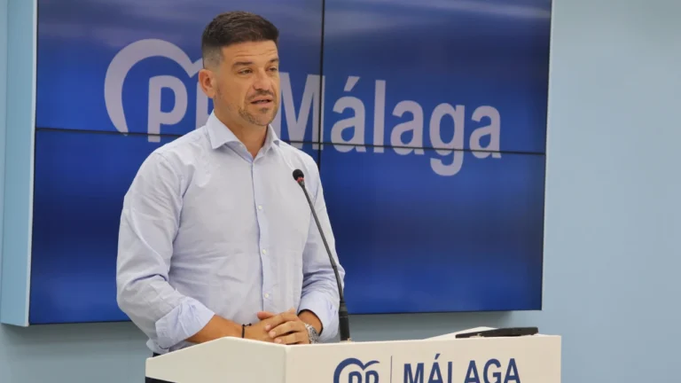 El PP exige soluciones urgentes para el colapso de la A-7 en Málaga